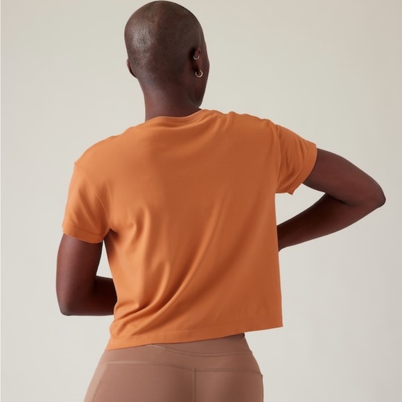 Athleta Ether Tee - Picture 2 of 4